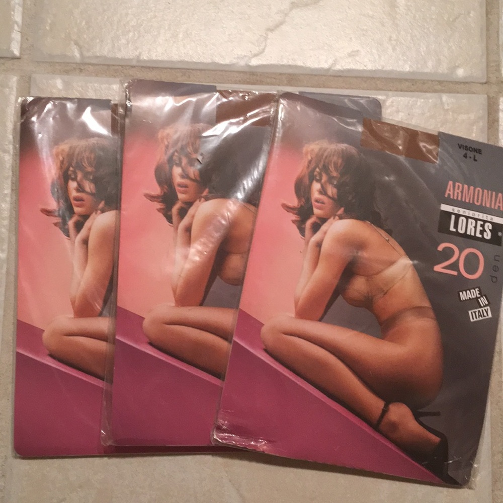 Nude shiny invisible tights